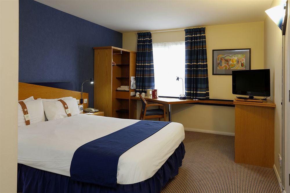 Holiday Inn Express Peterborough By Ihg Extérieur photo