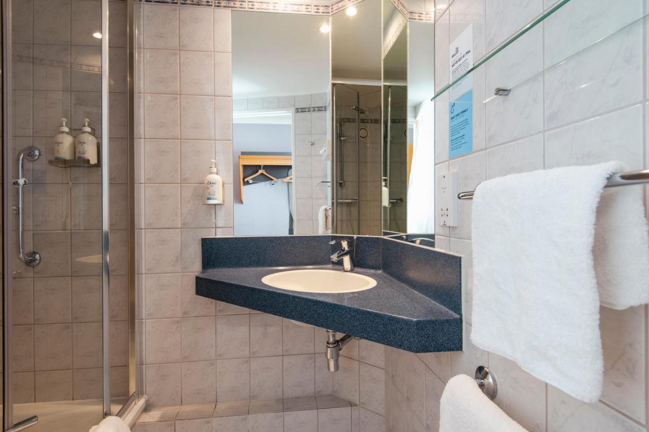 Holiday Inn Express Peterborough By Ihg Extérieur photo